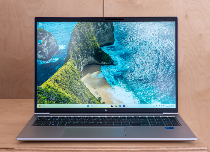 HP EliteBook 860 G9 16 inch i5-1235U DDR5 RAM NVMe IPS IrisXe-CYbtu.jpeg