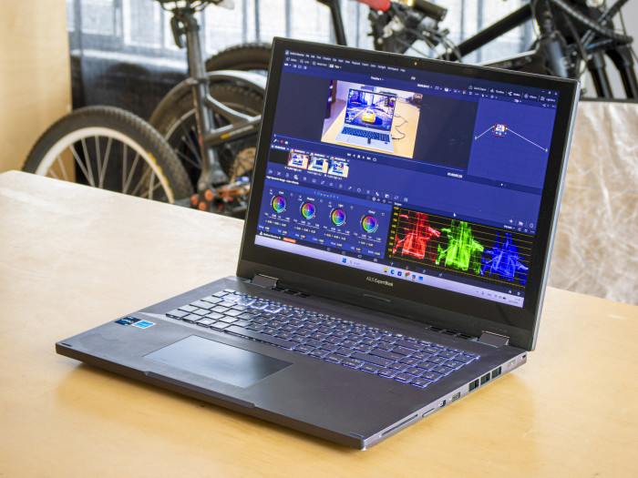 Asus ExpertBook B6 Flip i7-12850HX 32GB DDR5 16-inch QHD+ IPS Touch 120Hz RTX A2000-skkeI.jpeg