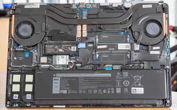 Dell Precision 7550 i7-10875H 1TB NVMe IPS Quadro T2000-D2mbs.jpeg