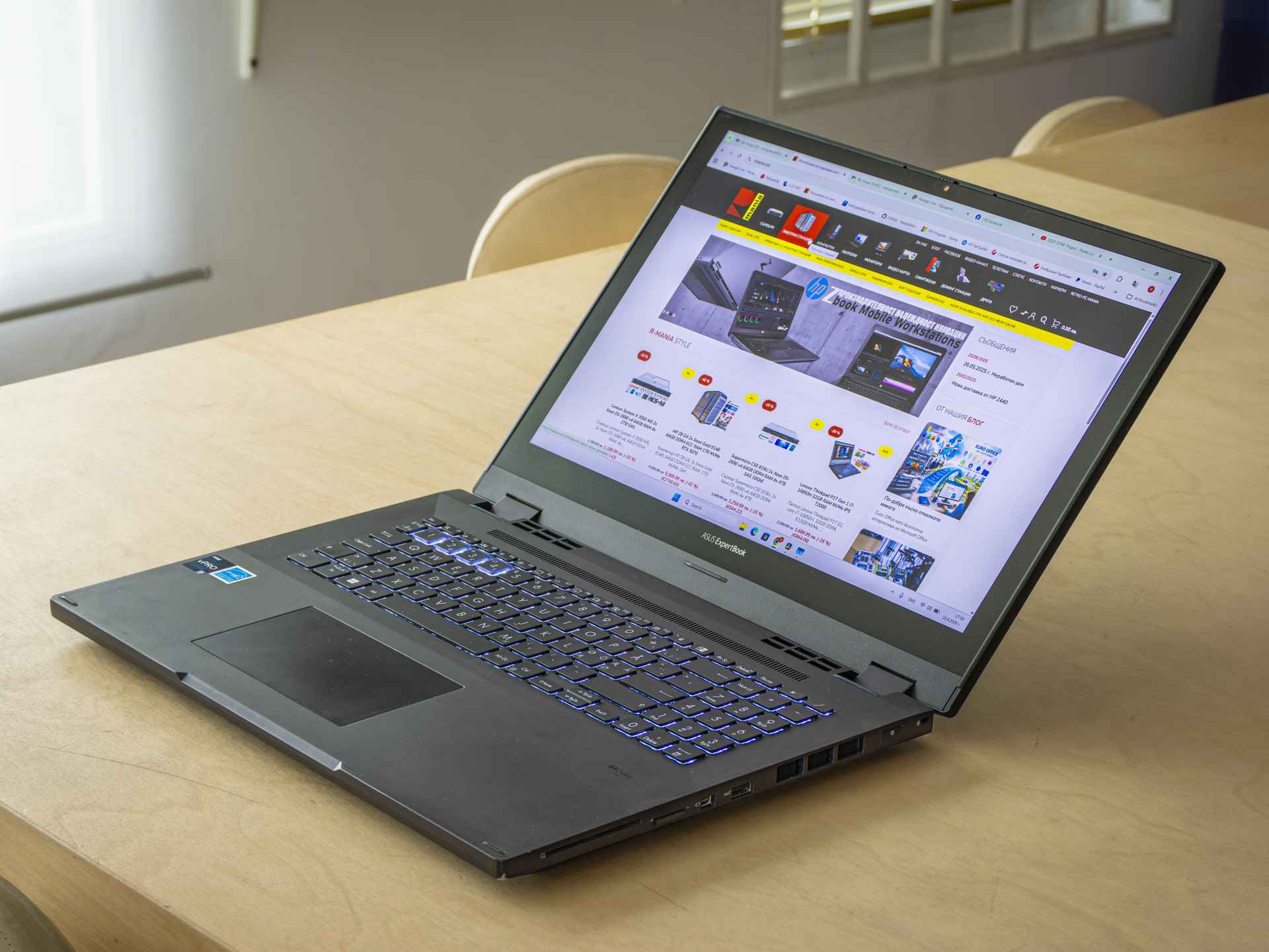 Asus ExpertBook B6 Flip i7-12850HX 32GB DDR5 16-inch QHD+ IPS Touch 120Hz RTX A2000-lVP2W.jpeg