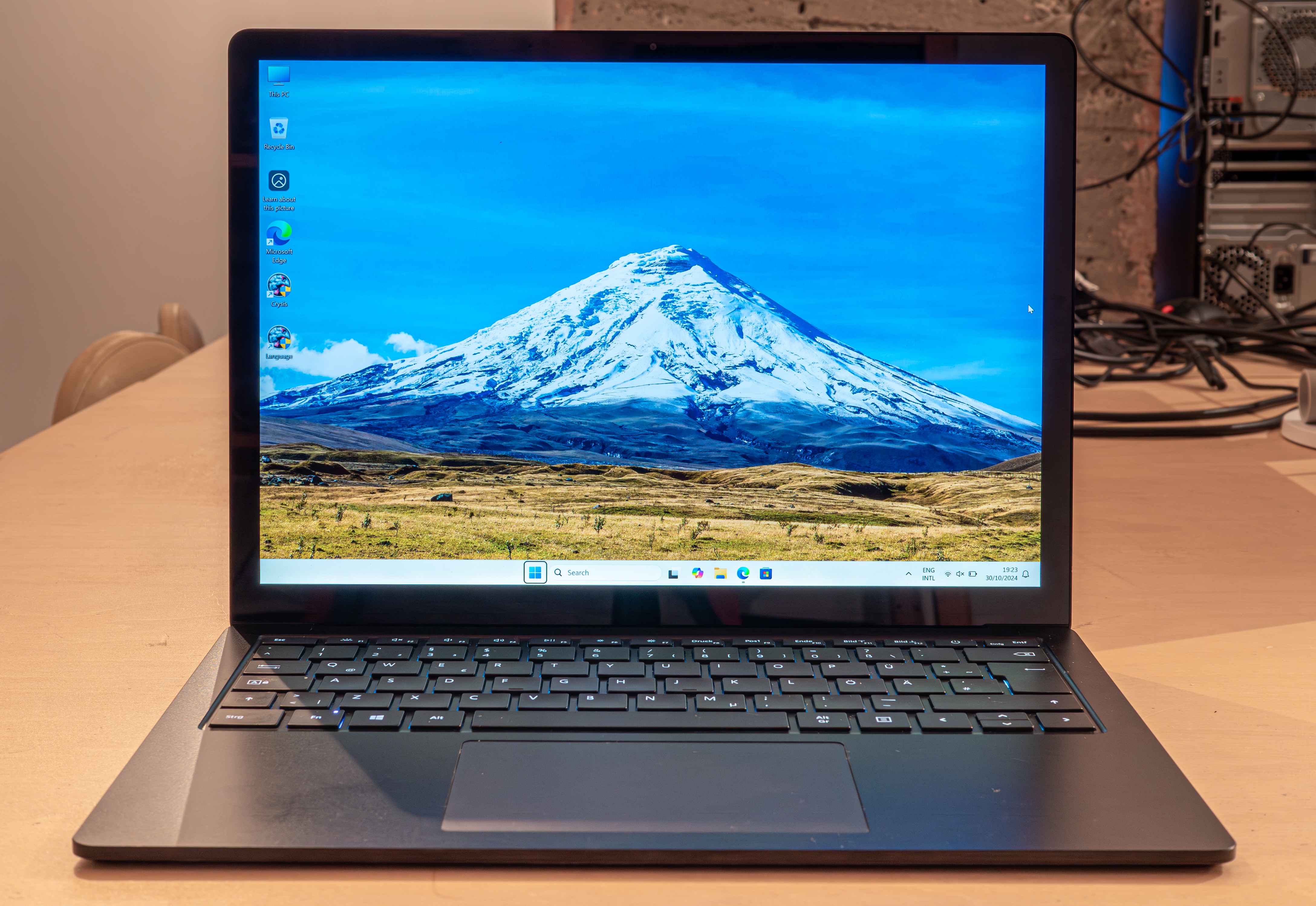 Microsoft Laptop 4 i7-1185G7 16GB RAM NVMe 2256x1504 IPS Touchscreen-slgmC.jpeg