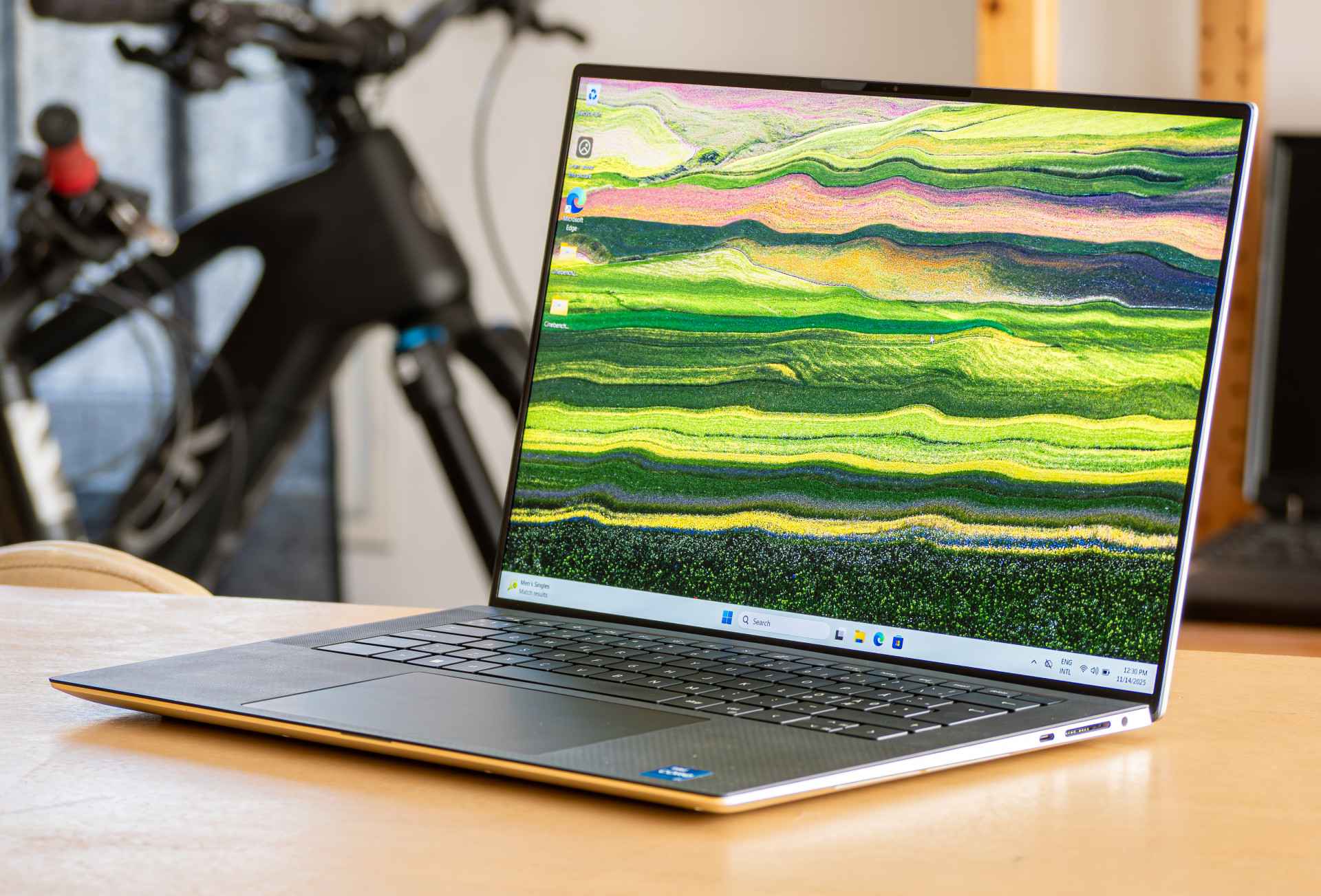 Dell XPS 15 9520 i7-12700H DDR5 FHD+ IPS RTX 3050 Ti Laptop-0s9mx.jpeg