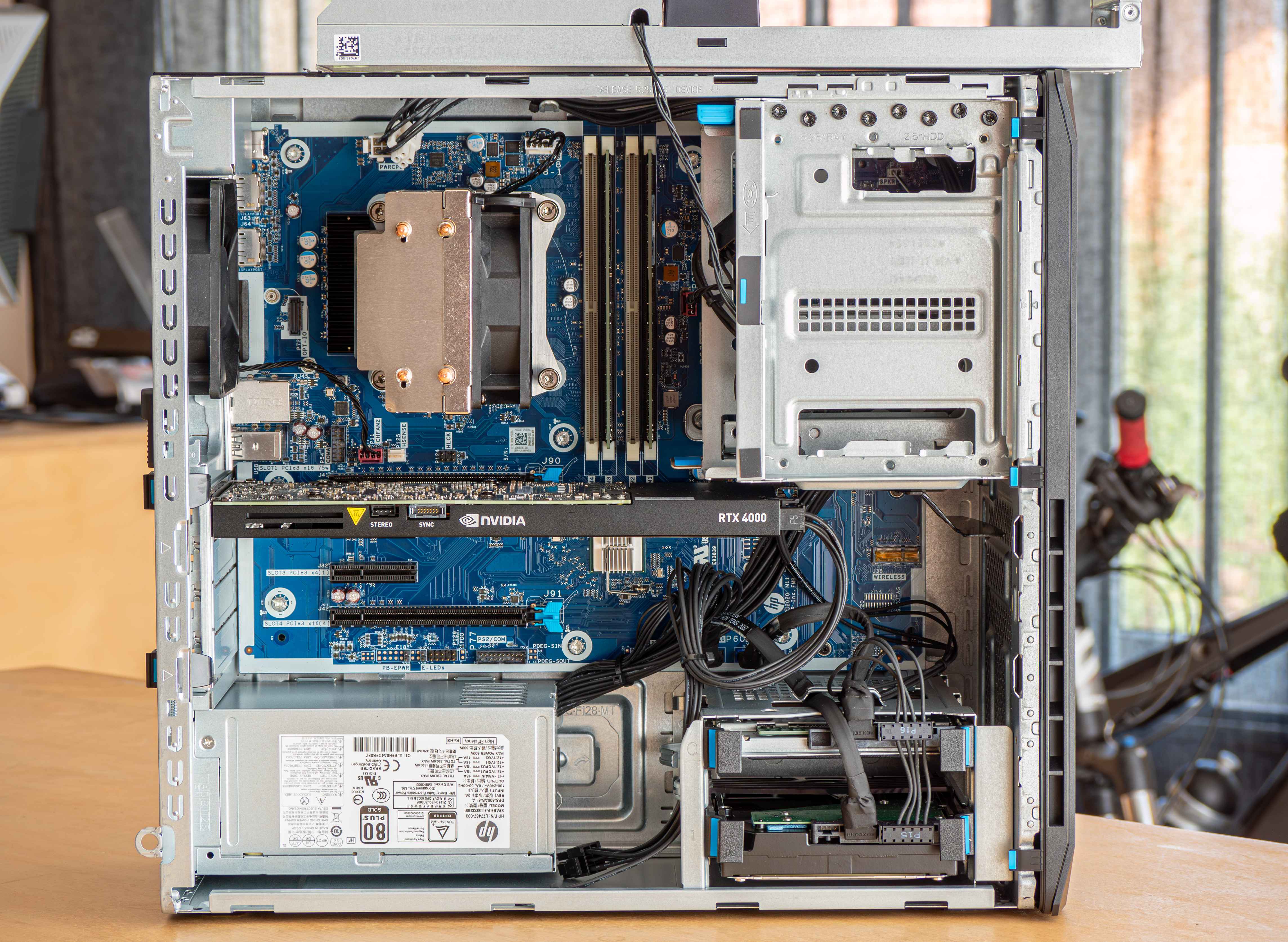 HP Z2 G5 Workstation Xeon W-1270 32GB RAM NVMe P4000 WiFi-DadHi.jpeg