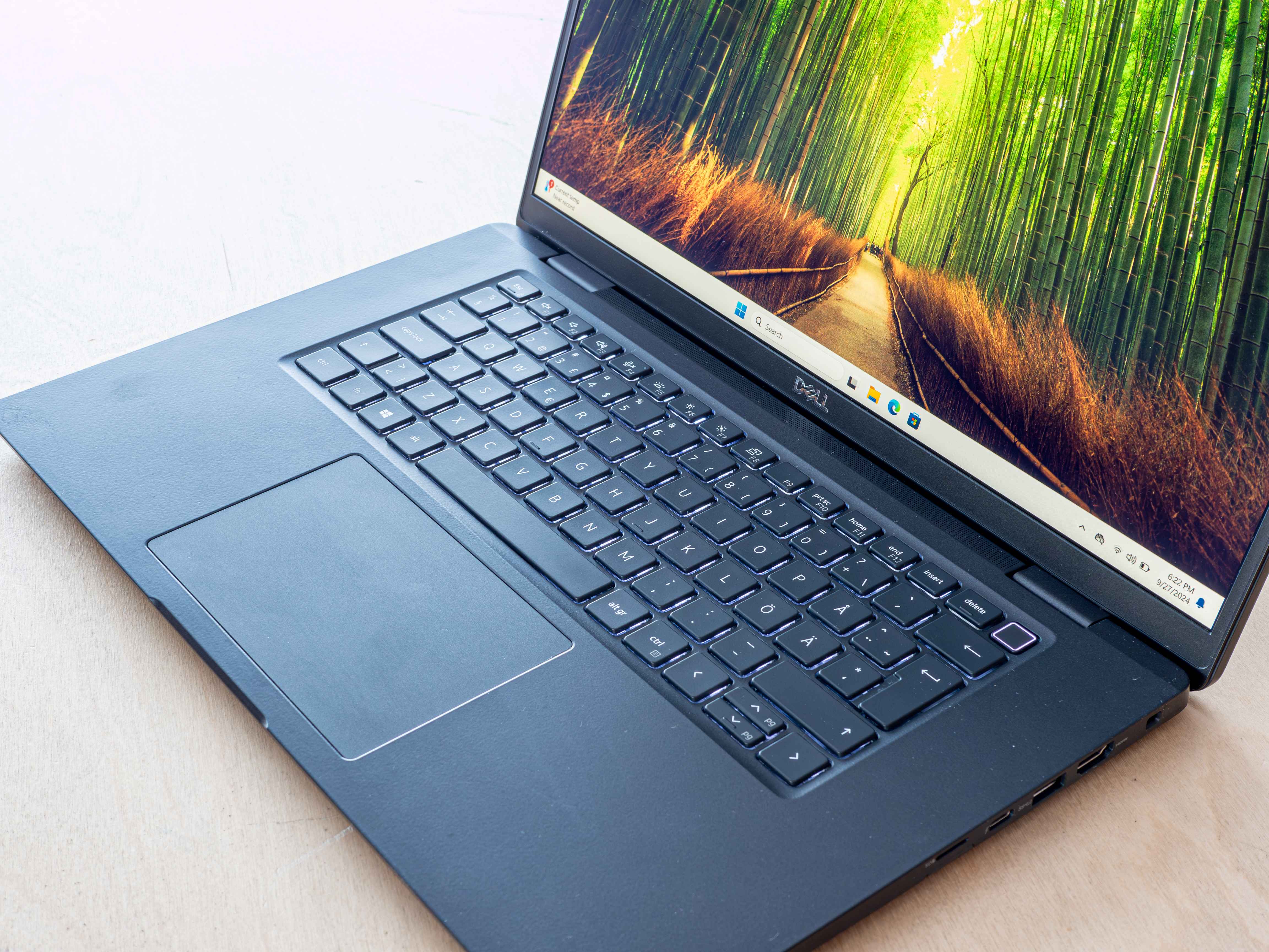 Dell Latitude 7520 i5-1145G7 NVMe FHD IPS Camera-ExEdI.jpeg