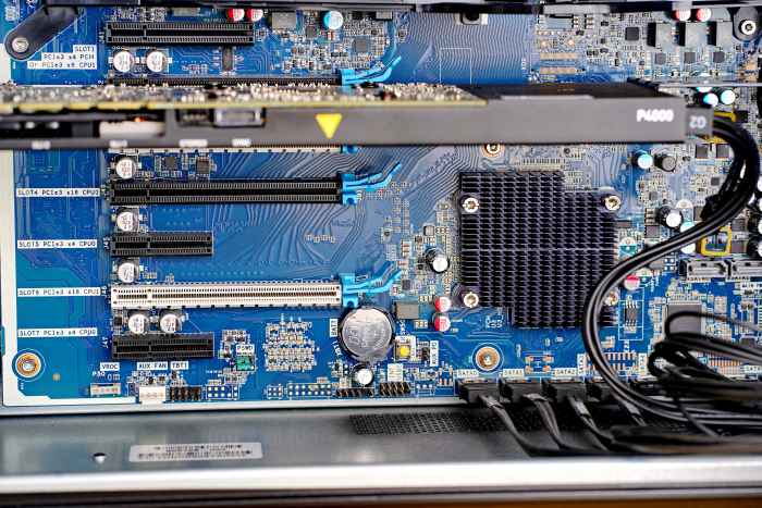 HP Z8 G4 2x Xeon Gold 6148 128GB DDR4 Quadro P4000-HfTGo.jpeg