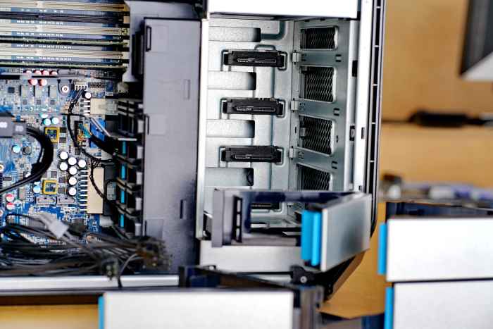 HP Z8 G4 2x Xeon Platinum 8260 64GB DDR4 NVMe Quadro P4000-YqweR.jpeg