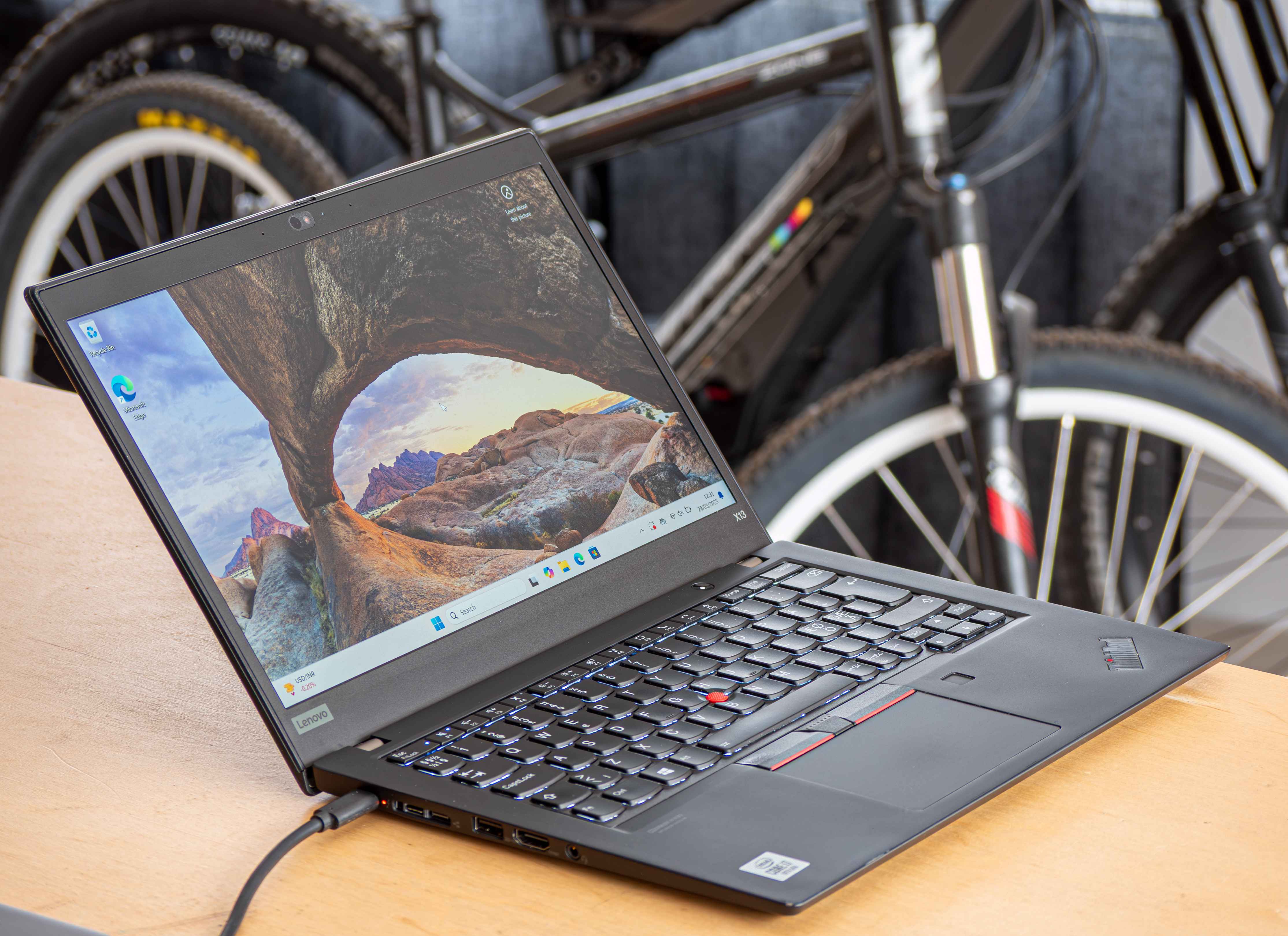 Lenovo Thinkpad X13 G1 i7-10510U NVMe FHD IPS Camera-YyL8m.jpeg