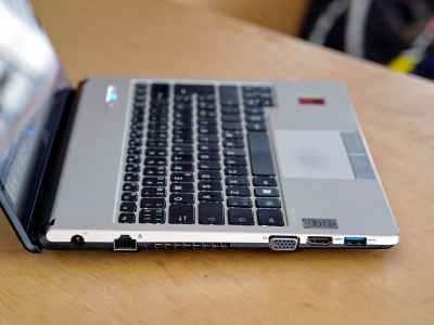 Fujitsu LifeBook S935 IGZO Core i5-5300U Made in Japan-alAn4.jpeg