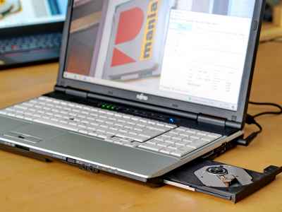 Fujitsu LifeBook E751, i5-2520M, USB 3.0, Cam, Japan-bReVy.jpeg