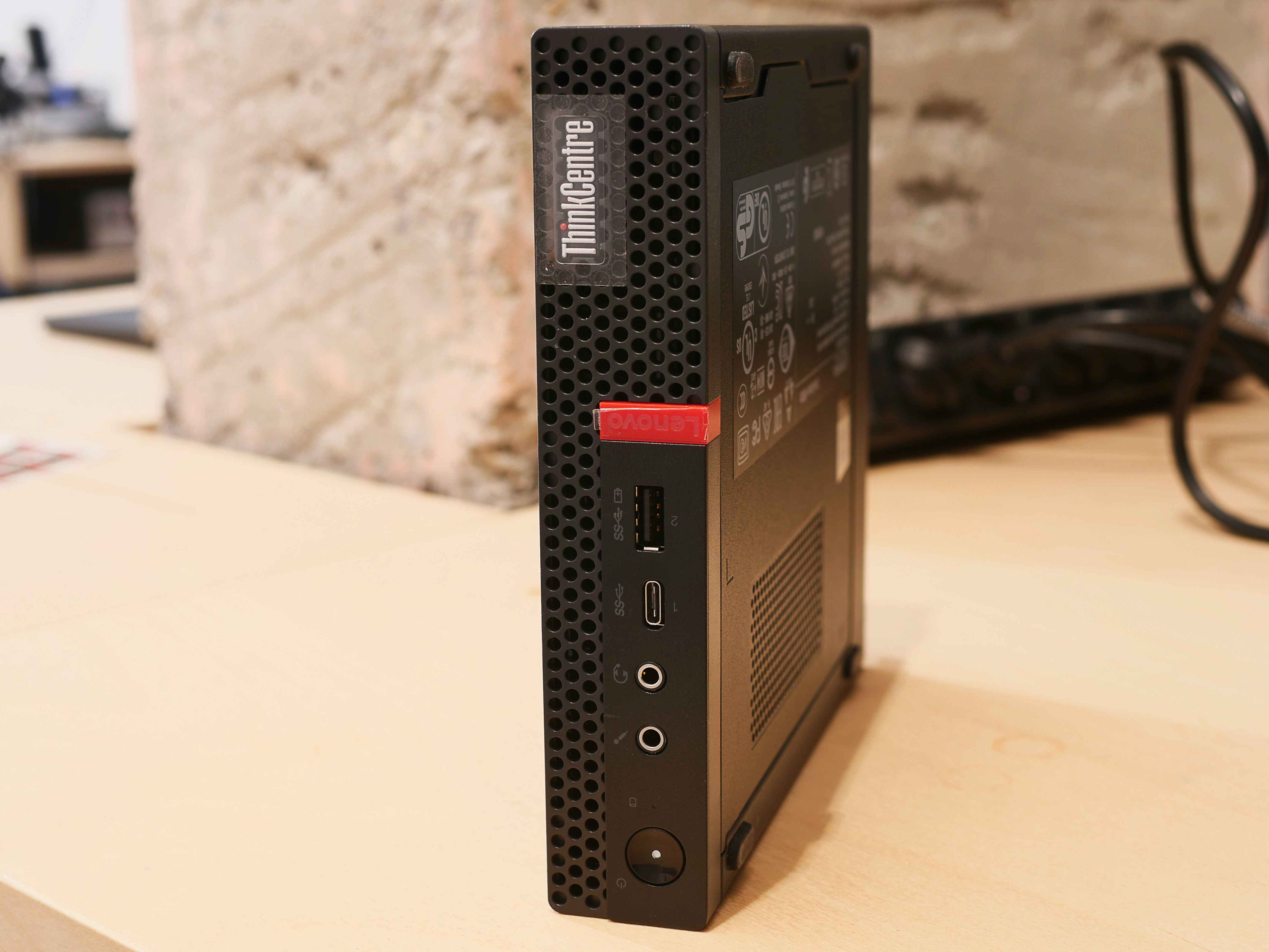 Lenovo ThinkCentre M920q Tiny i5-9500T 16GB DDR4 NVMe-dXTKe.jpeg