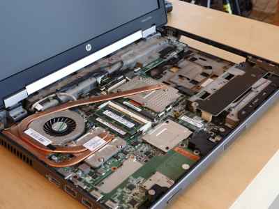 HP EliteBook 8560w, Core i7-2630M, Quadro 1000M, Camera-fpm3t.jpeg