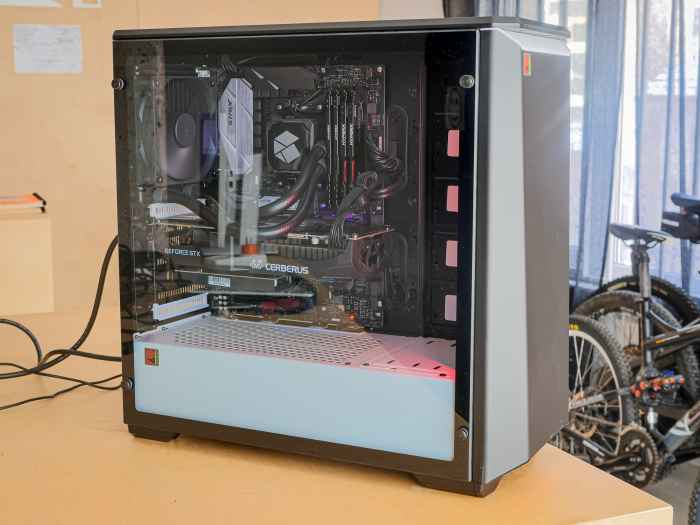 Phanteks White Detailing AMD Ryzen 7 3800x 32GB RAM NVMe RTX 4060-gihoF.jpeg