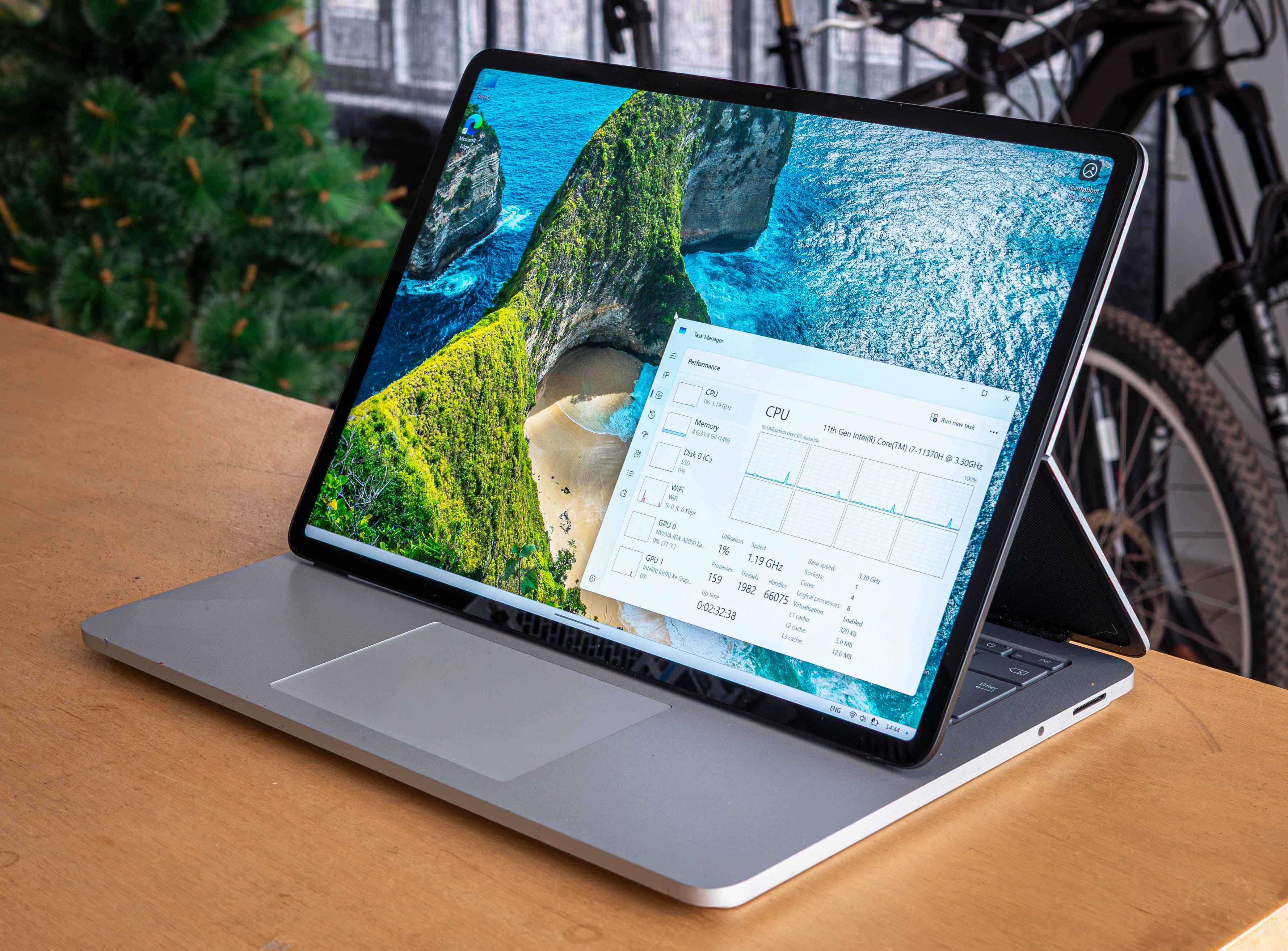 Surface Laptop Studio 2 i5-11300H NVMe 2400x1600 Touch IPS 120Hz Iris Xe-iFEOl.jpeg