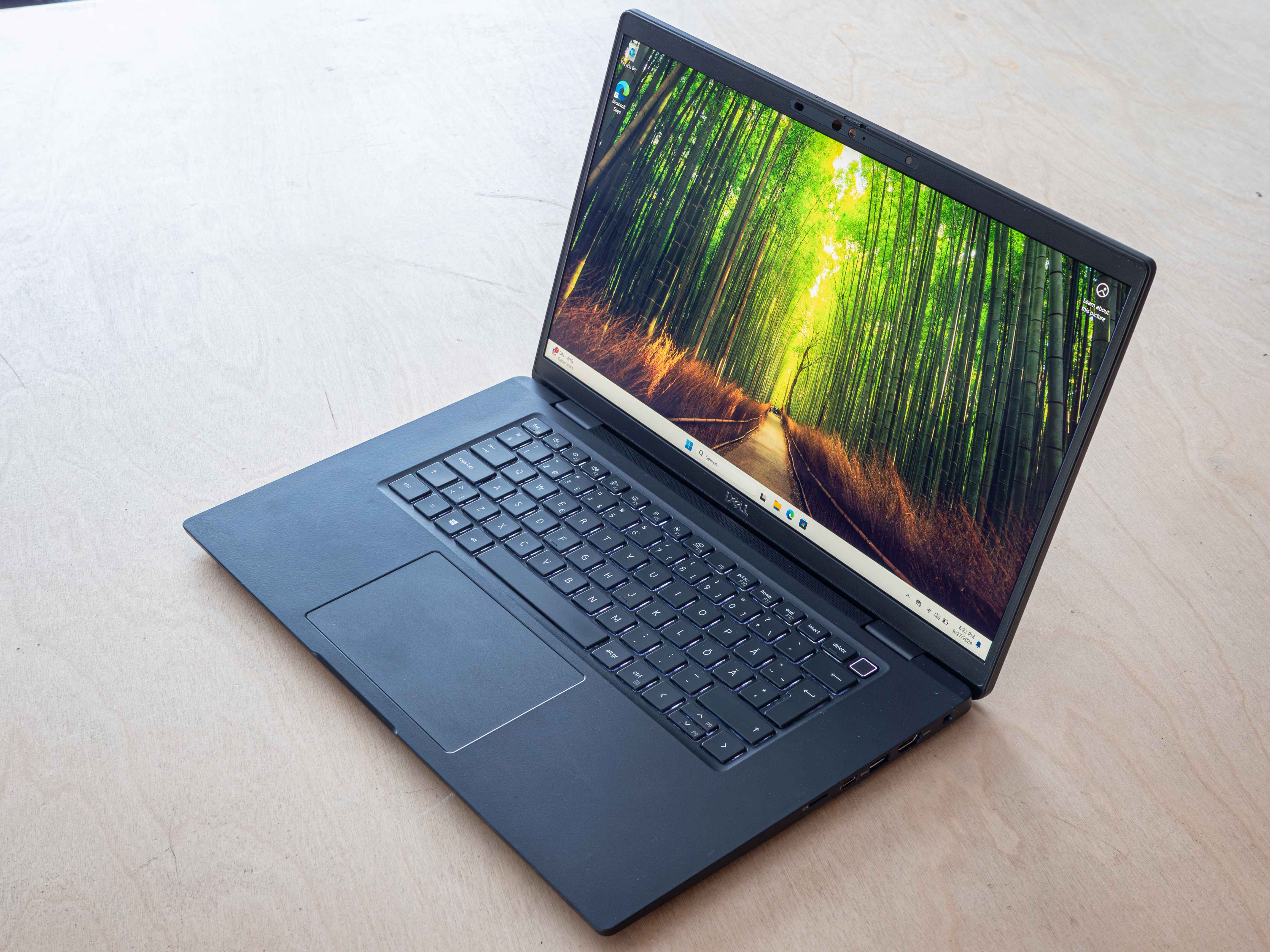 Dell Latitude 7520 i5-1145G7 NVMe FHD IPS Camera-lDnVk.jpeg