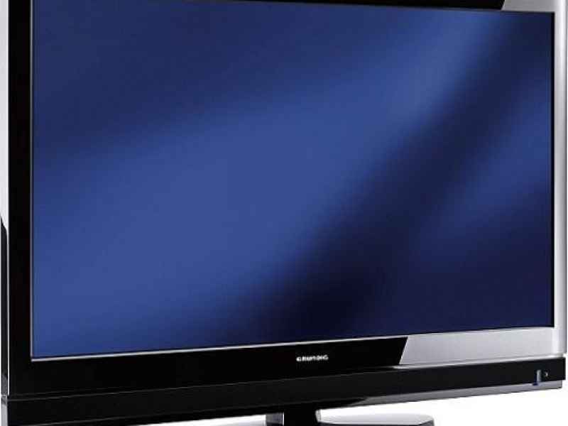Grundig VLC 4102 T2, 32-inch, Made in Germany, no Stand and RC-nQDRy.jpg
