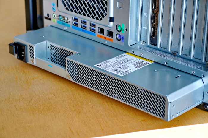 HP Z8 G4 2x Xeon Platinum 8260 64GB DDR4 NVMe Quadro P4000-pWNDk.jpeg