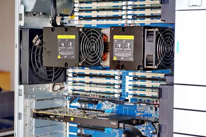 HP Z8 G4 2x Xeon Platinum 8260 64GB DDR4 NVMe Quadro P4000-qCMWZ.jpeg