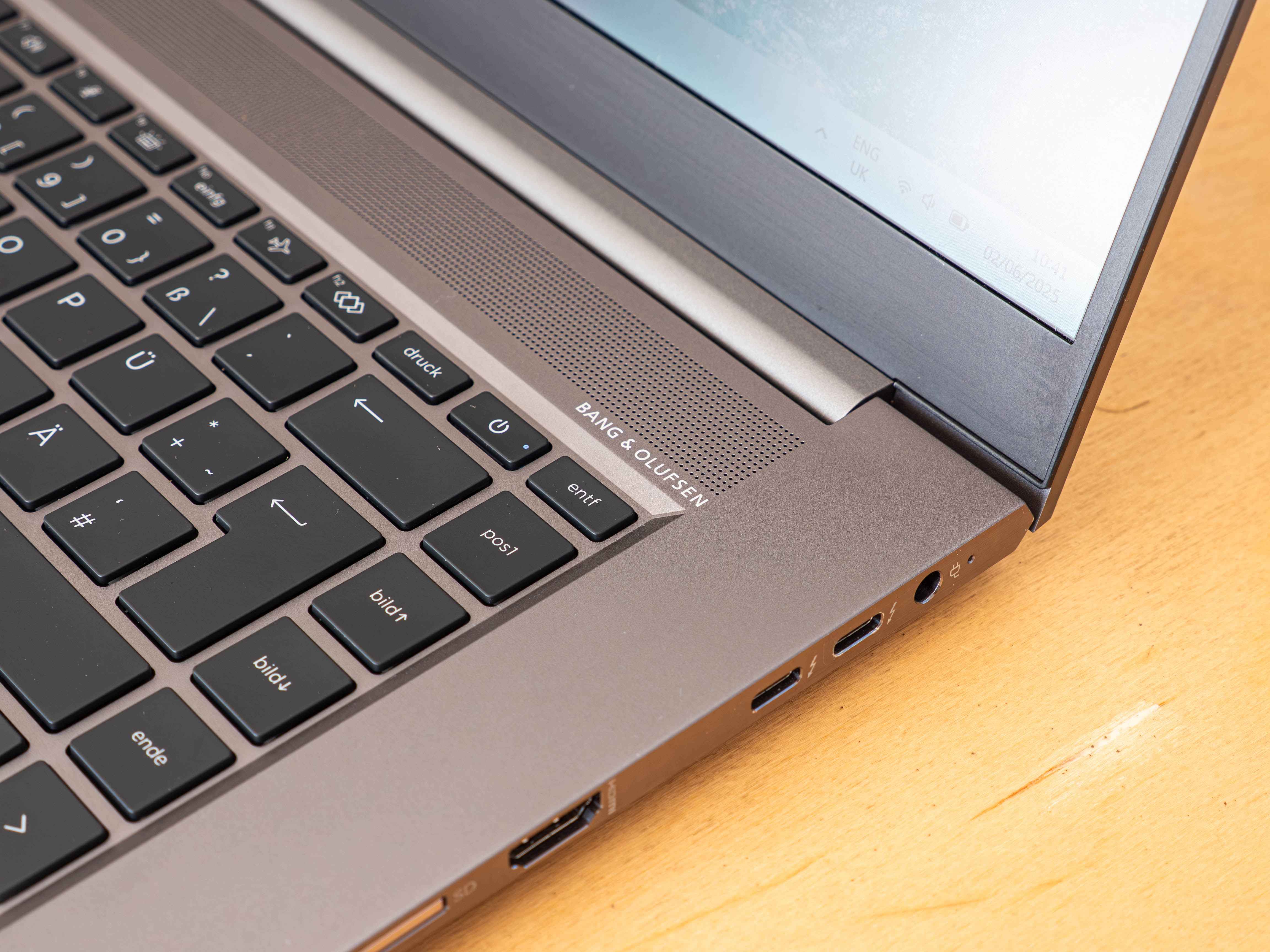 HP Zbook Studio 15 G8 i7-11850H 32GB RAM NVMe IPS RTX A2000-tmf0N.jpeg