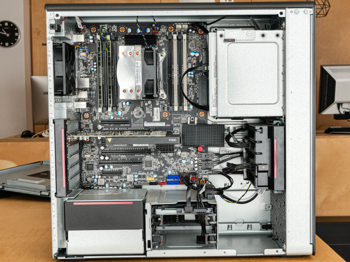 Lenovo ThinkStation P520 Xeon W-2125 Quadro M4000 32GB DDR4 NVMe-wmSob.png